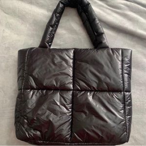 Puff tote bag